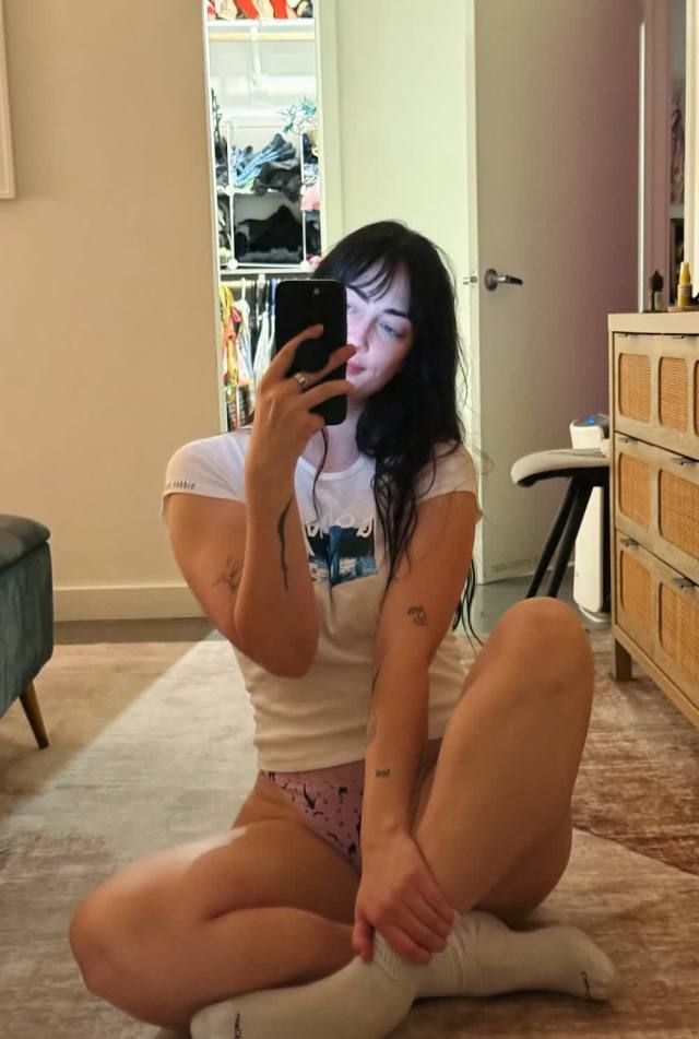 Hook up and I do party - Image 2